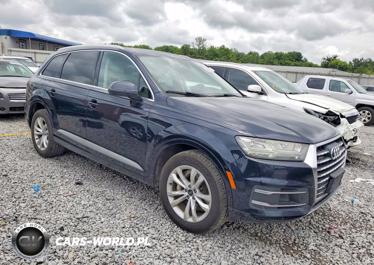 2017 Audi Q7 Premium Plus VIN:WA1LAAF72HD026991 - 4