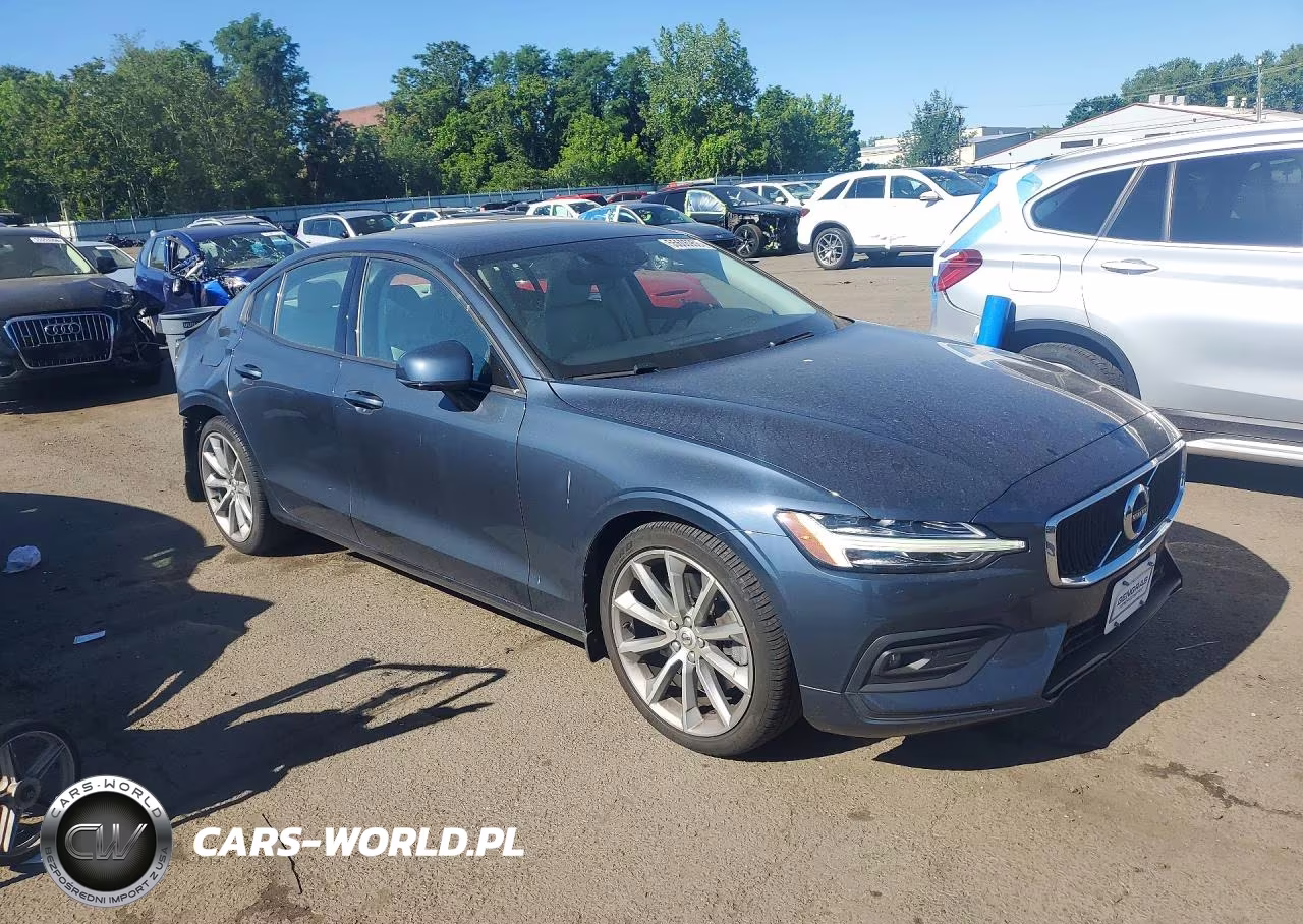 2021 Volvo S60 T6 Momentum VIN:7JRA22TKXMG080302 - 4