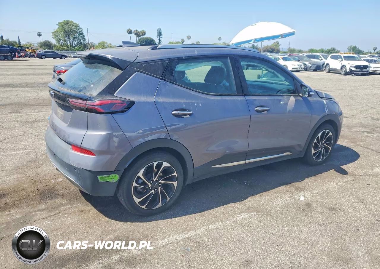 2022 Chevrolet Bolt Euv Premier VIN:1G1FZ6S04N4110929 - 3
