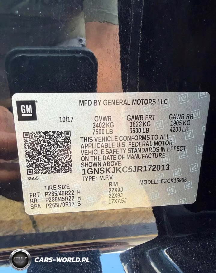 2018 Chevrolet Suburban K1500 Premier VIN:1GNSKJKC5JR172013 - 10