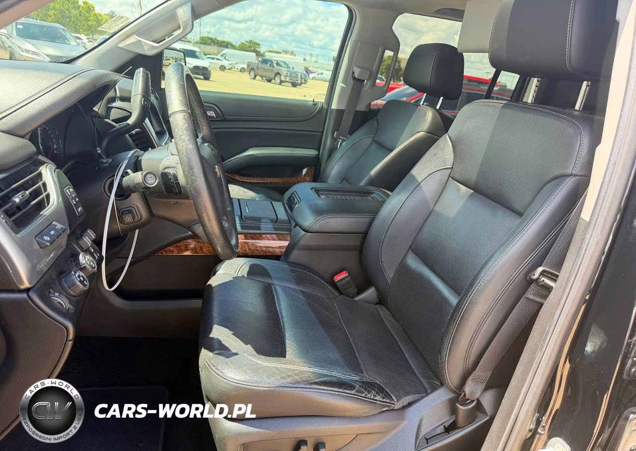 2018 Chevrolet Suburban K1500 Premier VIN:1GNSKJKC5JR172013 - 11