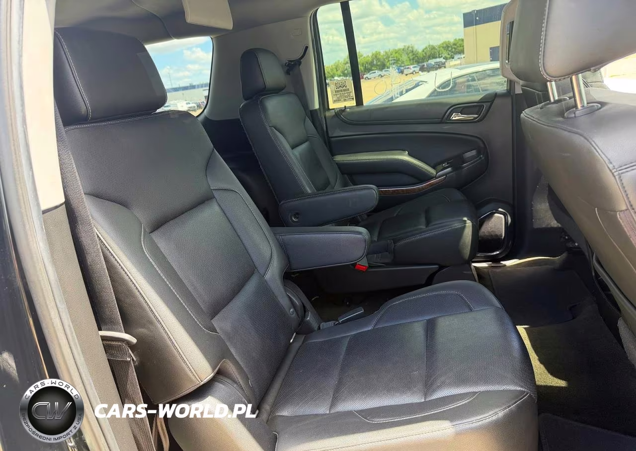 2018 Chevrolet Suburban K1500 Premier VIN:1GNSKJKC5JR172013 - 12