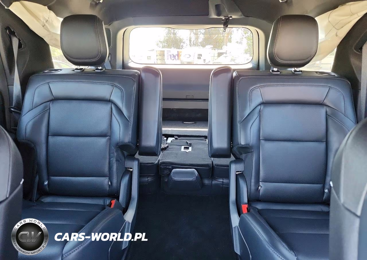 2025 Lincoln Navigator Reserve VIN:5LMJJ2LG1SEL03745 - 10