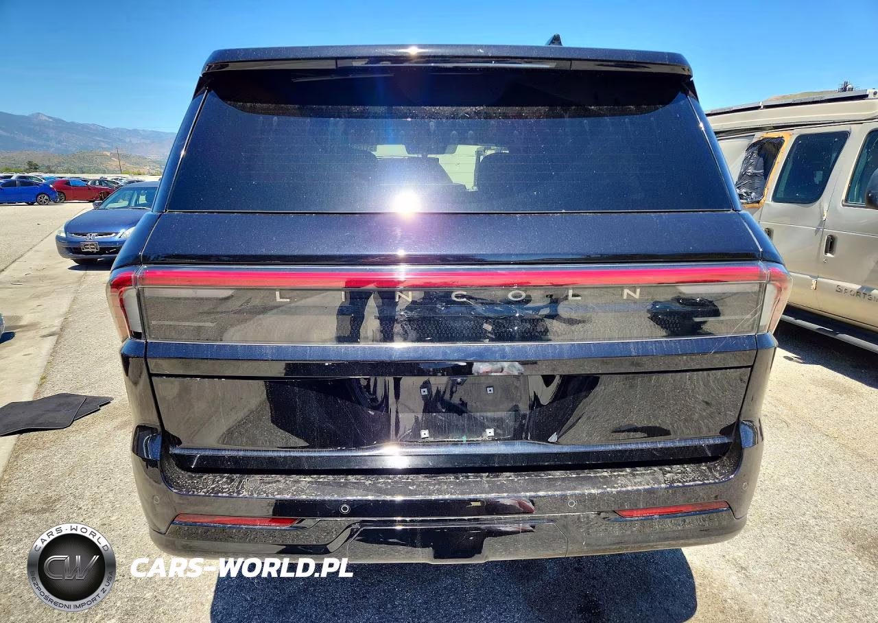 2025 Lincoln Navigator Reserve VIN:5LMJJ2LG1SEL03745 - 6