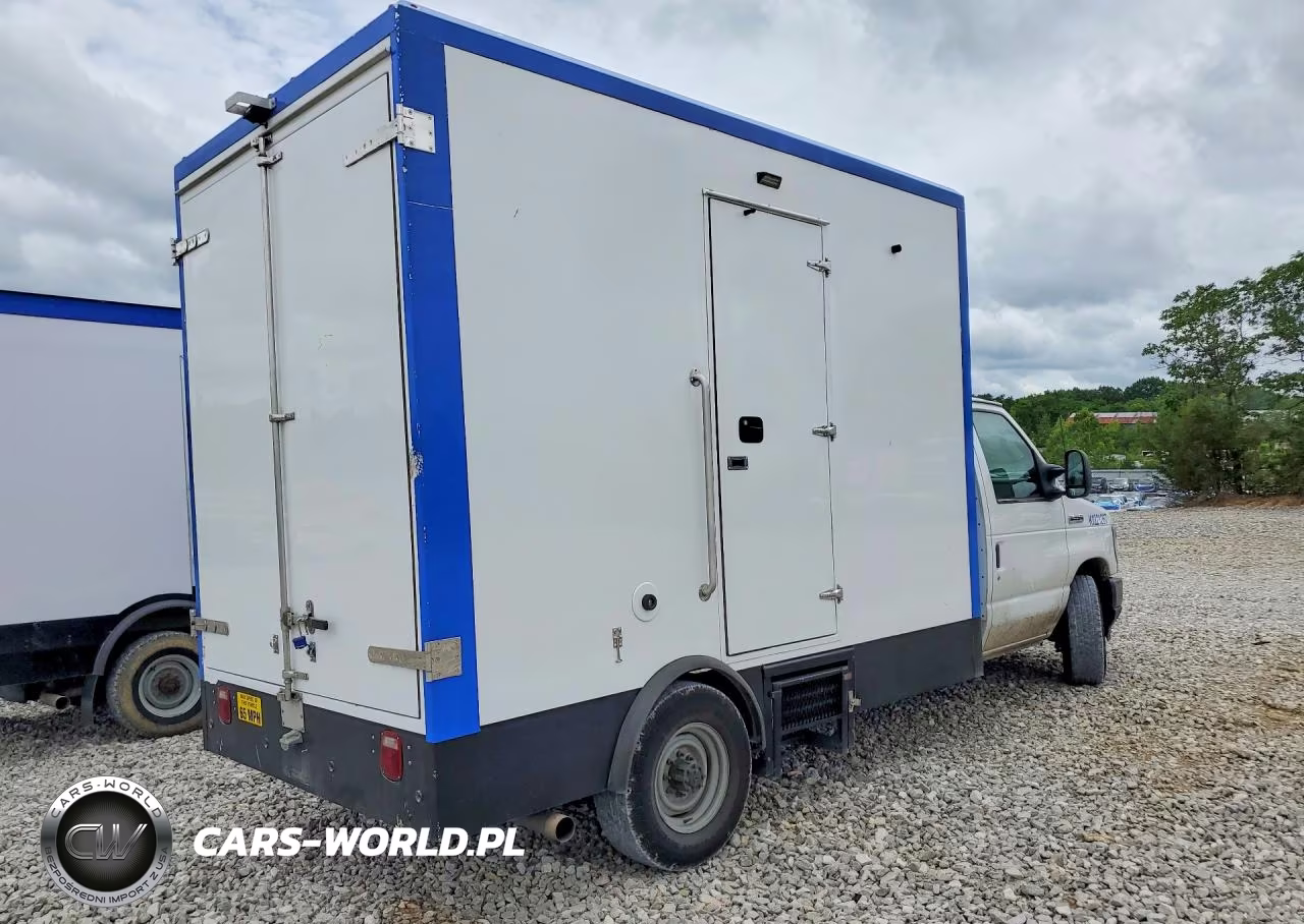 2023 Ford E350 Refrigerated Box Truck VIN:1FDWE3FK9PDD09731 - 3