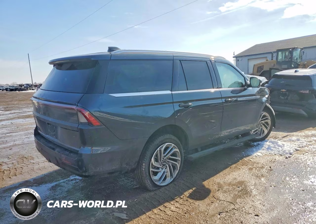 2025 Lincoln Navigator Reserve VIN:5LMJJ2LG8SEL11602 - 3