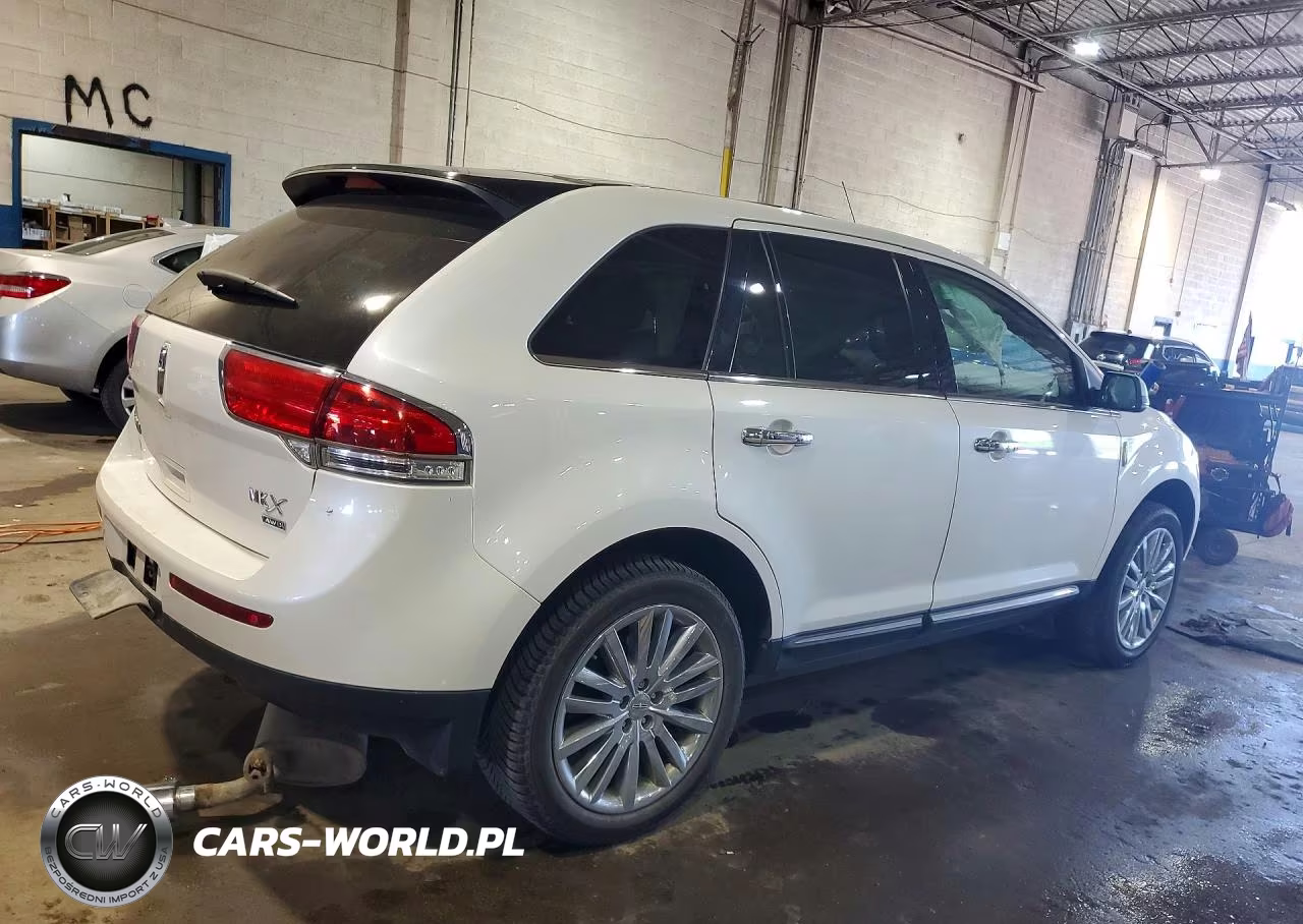 2013 Lincoln Mkx VIN:2LMDJ8JK8DBL10348 - 3