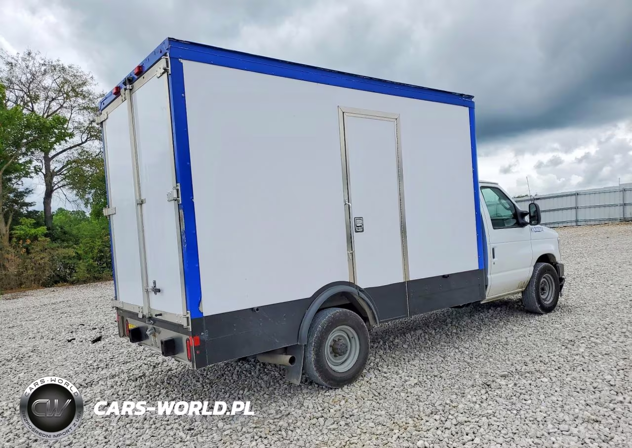 2024 Ford E350 Refrigerated Box Truck VIN:1FDWE3FN7RDD00782 - 3