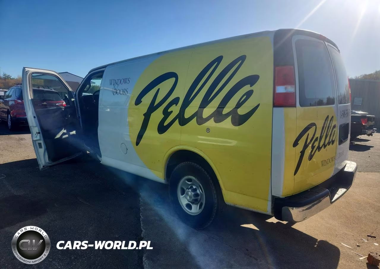 2021 Chevrolet Express G2500 VIN:1GCWGAF75M1174985 - 2