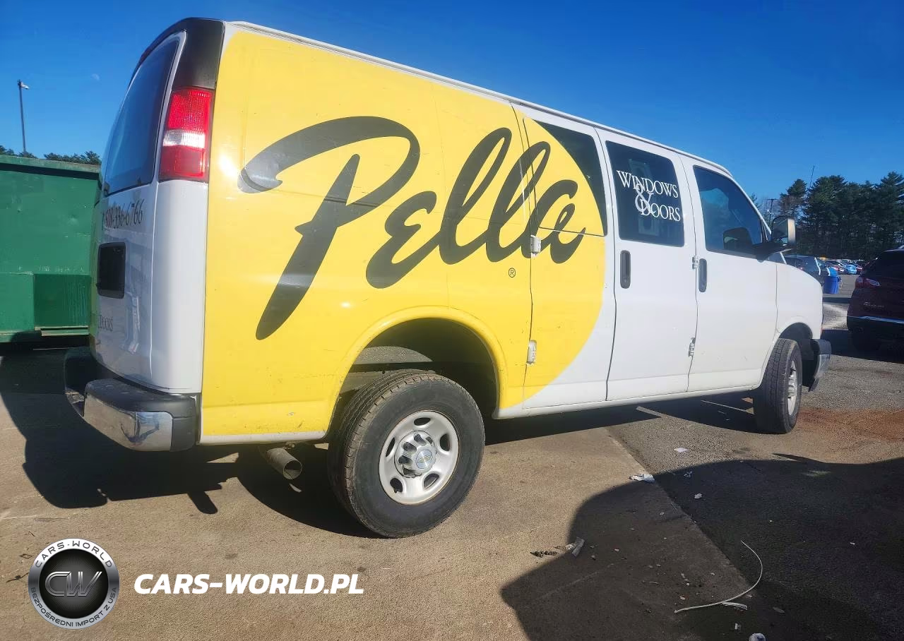 2021 Chevrolet Express G2500 VIN:1GCWGAF75M1174985 - 3