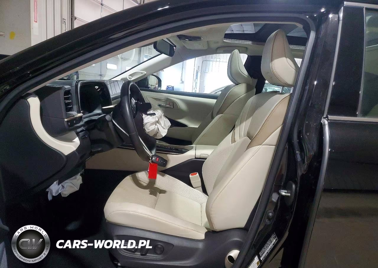 2023 Toyota Crown Limited VIN:JTDAAAAF8P3017910 - 7