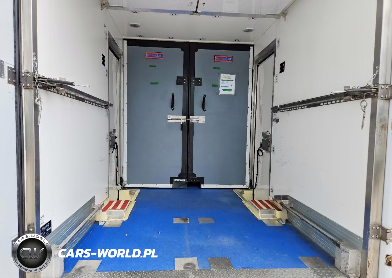 2022 Ford Transit Delivery Truck VIN:1FDBW5Z81NKA39720 - 10