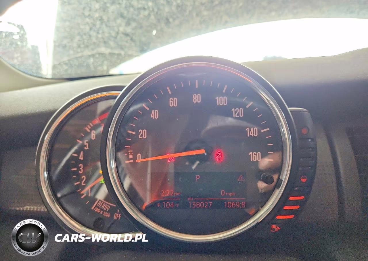 2015 Mini Cooper VIN:WMWXS5C56FT831147 - 9