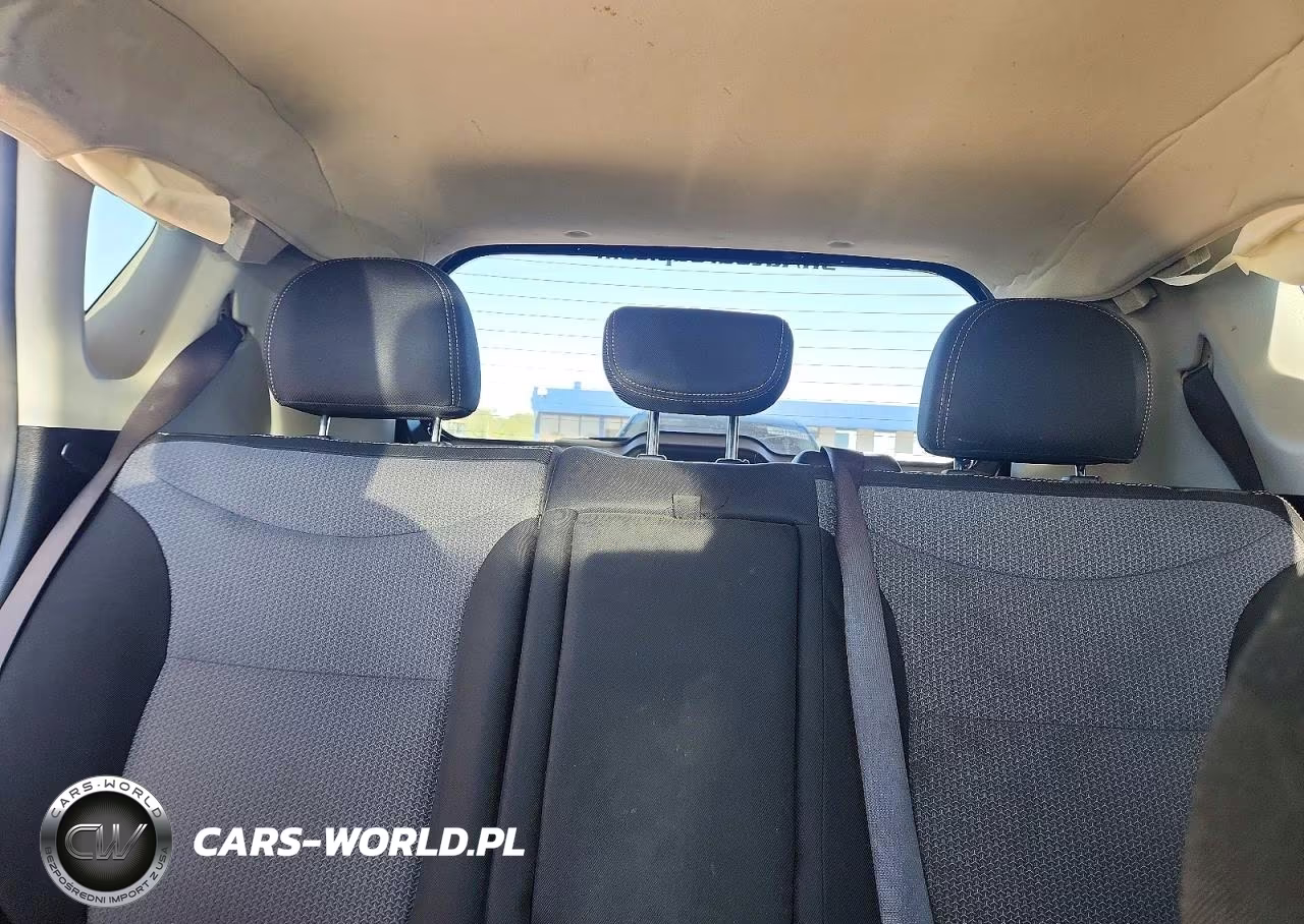 2018 Kia Soul + VIN:KNDJP3A50J7610176 - 10