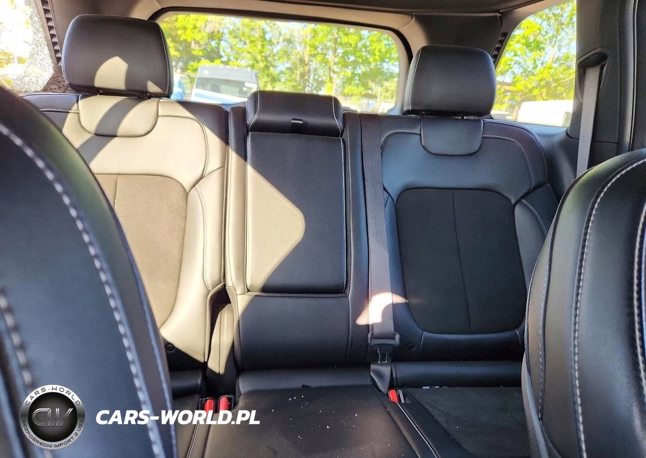 2025 Jeep Grand Cherokee Laredo VIN:1C4RJHAGXSC265704 - 10