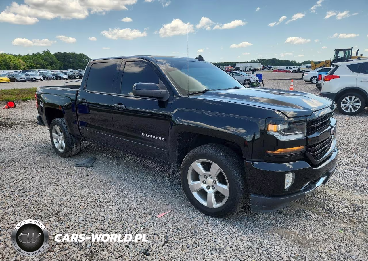 2017 Chevrolet Silverado K1500 Lt VIN:3GCUKRECXHG440172 - 4
