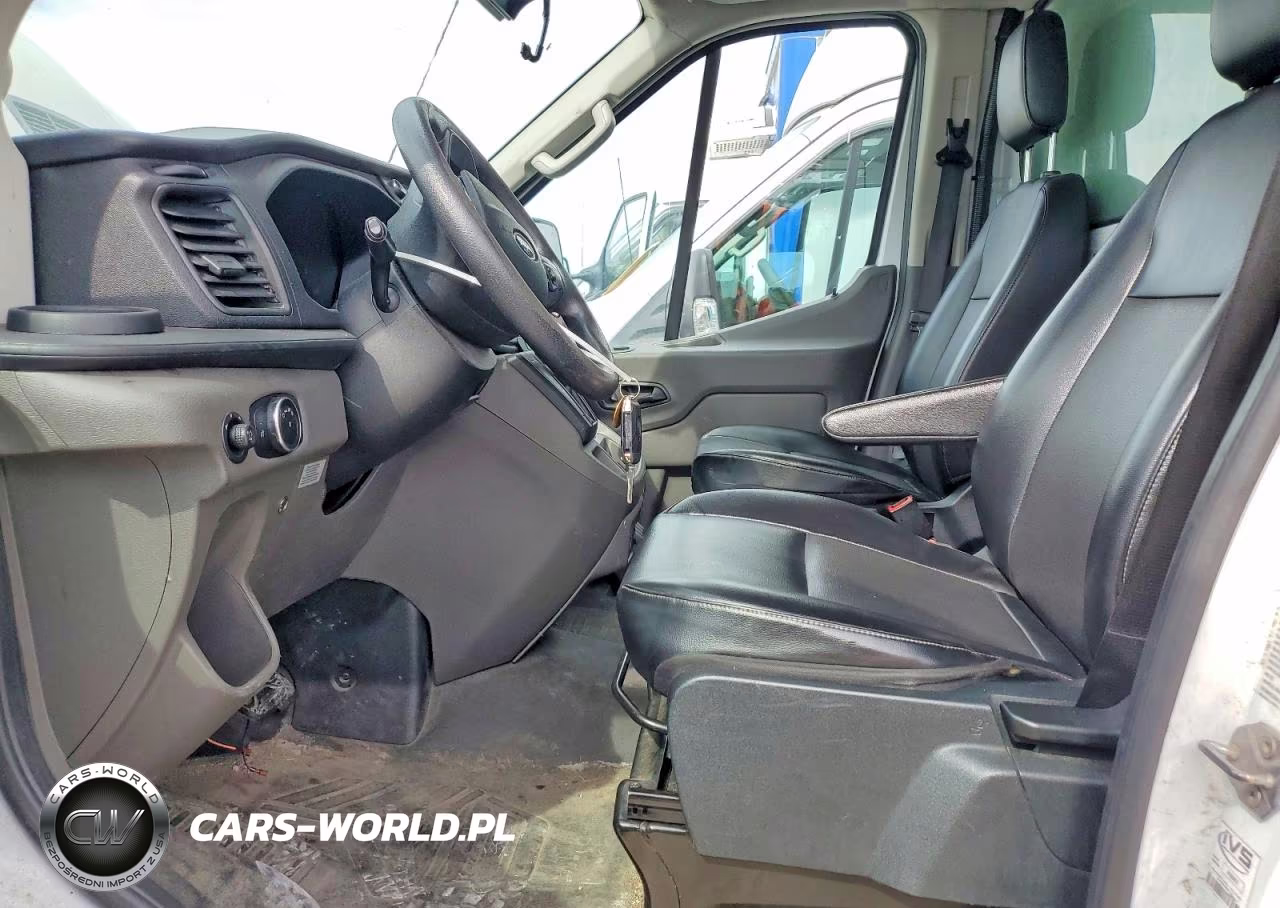 2020 Ford Transit Delivery Truck VIN:1FDBW5Z84LKA71137 - 7