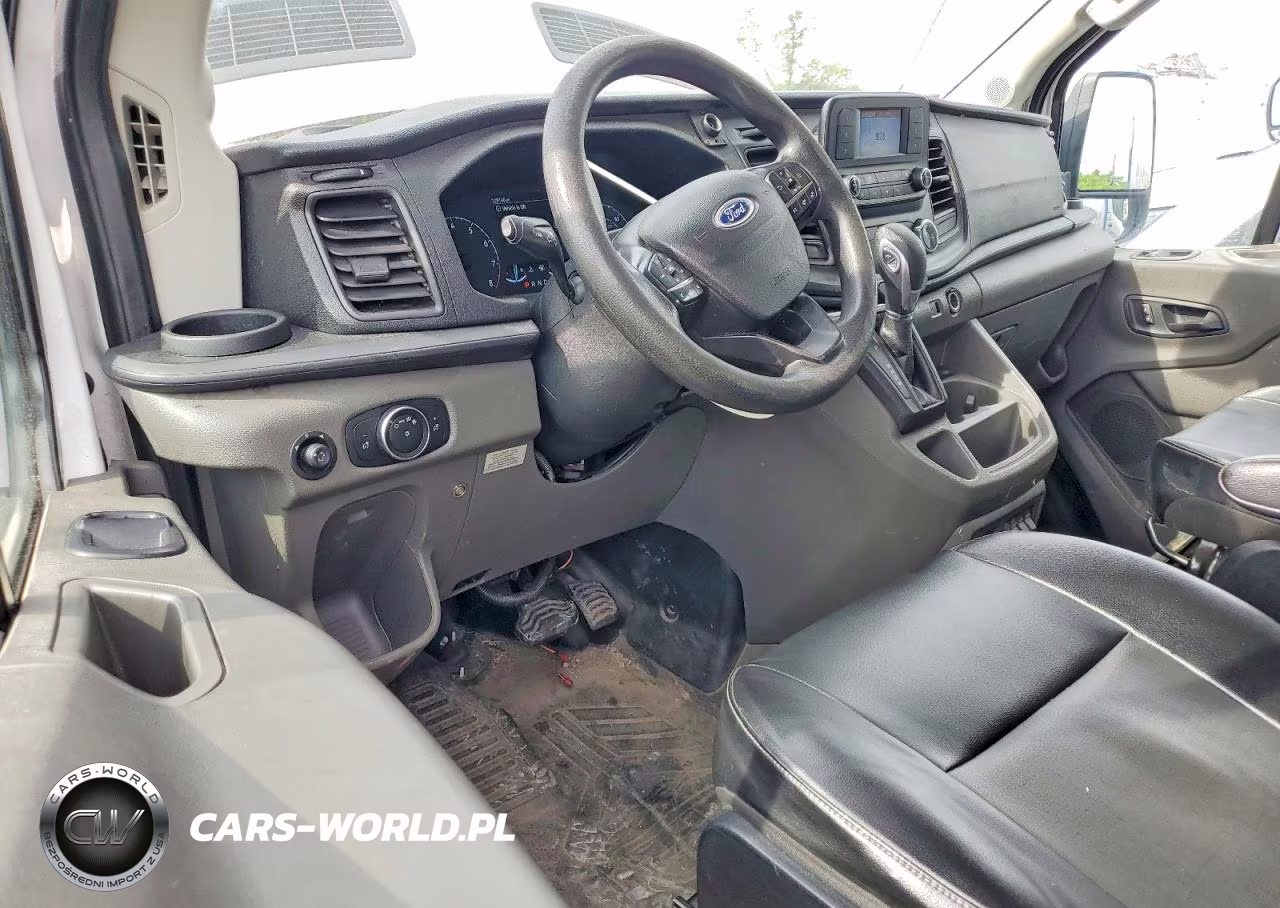 2020 Ford Transit Delivery Truck VIN:1FDBW5Z84LKA71137 - 8