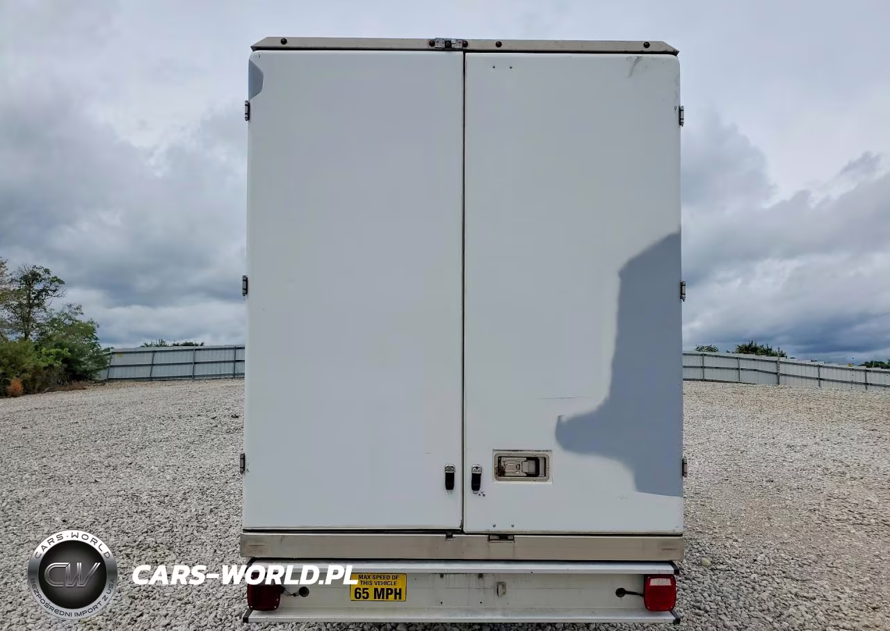 2020 Ford Transit Delivery Truck VIN:1FDBW5Z87LKA75537 - 6