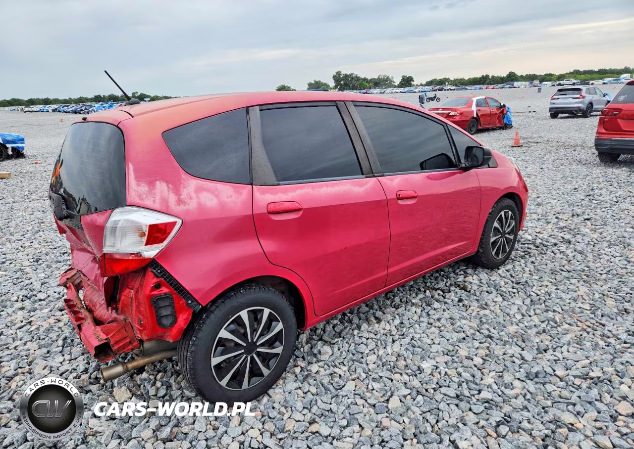 2009 Honda Fit VIN:JHMGE88299S044390 - 3