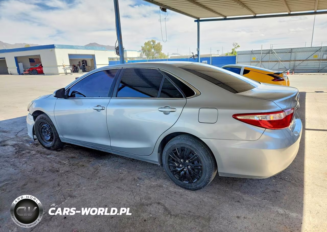 2017 Toyota Camry Le VIN:4T1BF1FK7HU668500 - 2