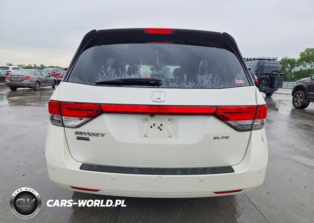 2016 Honda Odyssey Touring VIN:5FNRL5H98GB147385 - 6