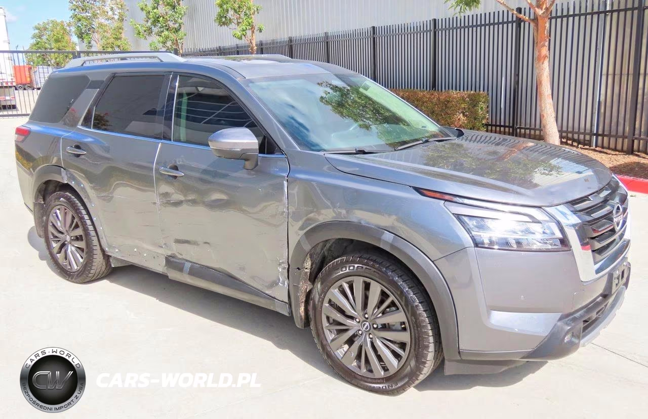 2022 Nissan Pathfinder Sl