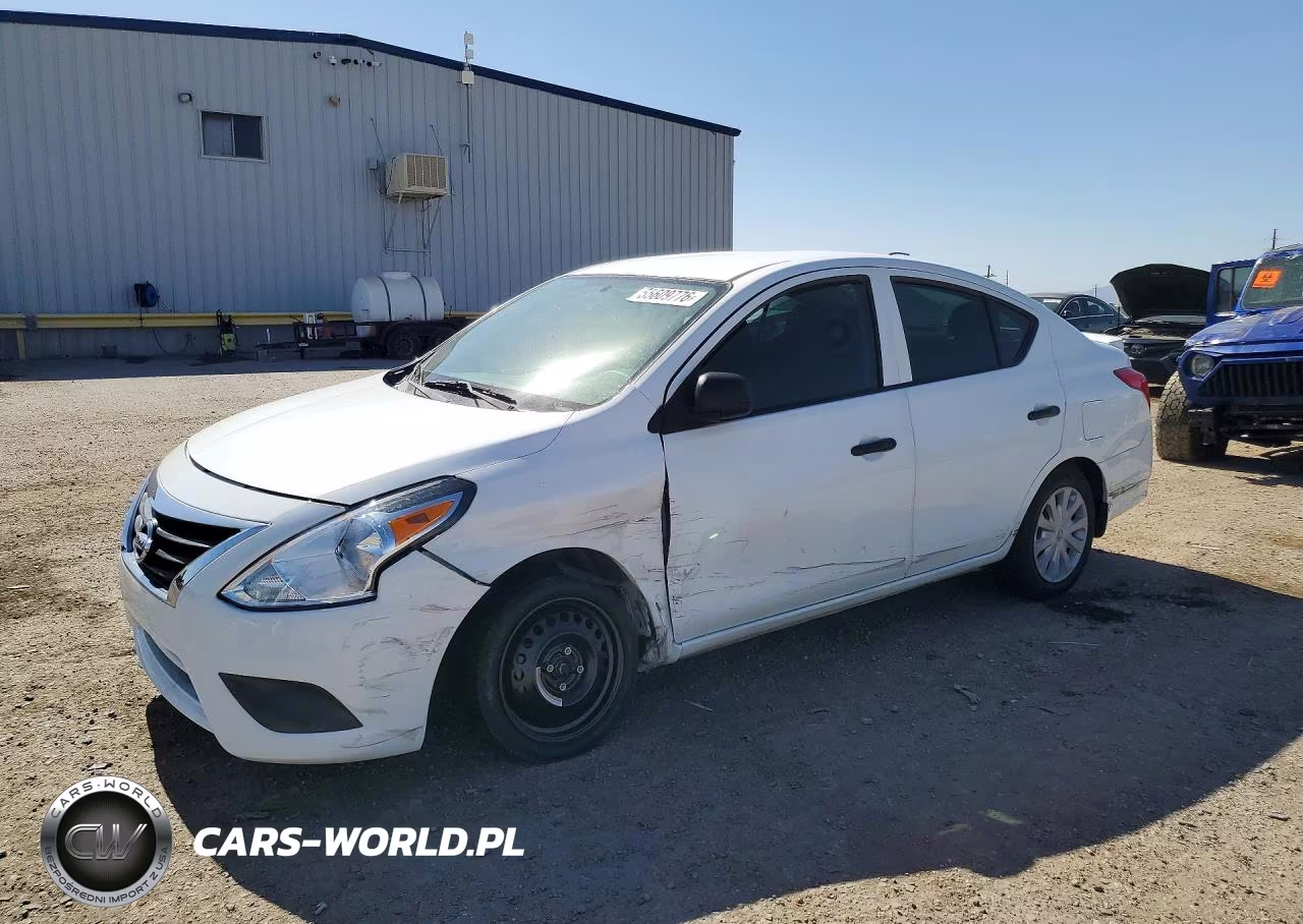 2015 Nissan Versa 1.6 S Plus