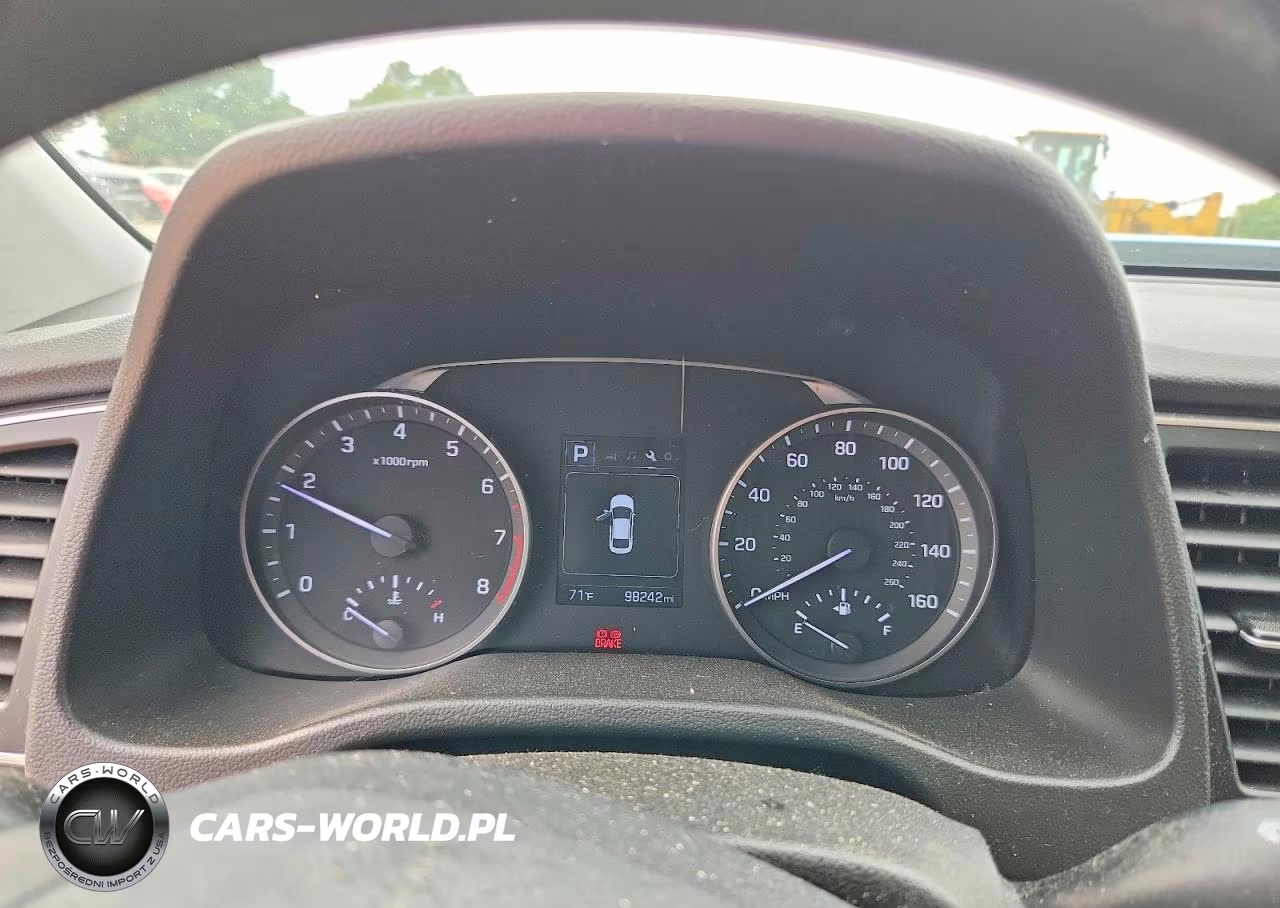 2018 Hyundai Elantra Sel VIN:5NPD84LF5JH334272 - 9