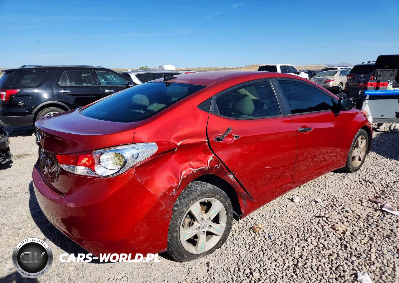 2013 Hyundai Elantra Gls VIN:KMHDH4AE5DU488996 - 3