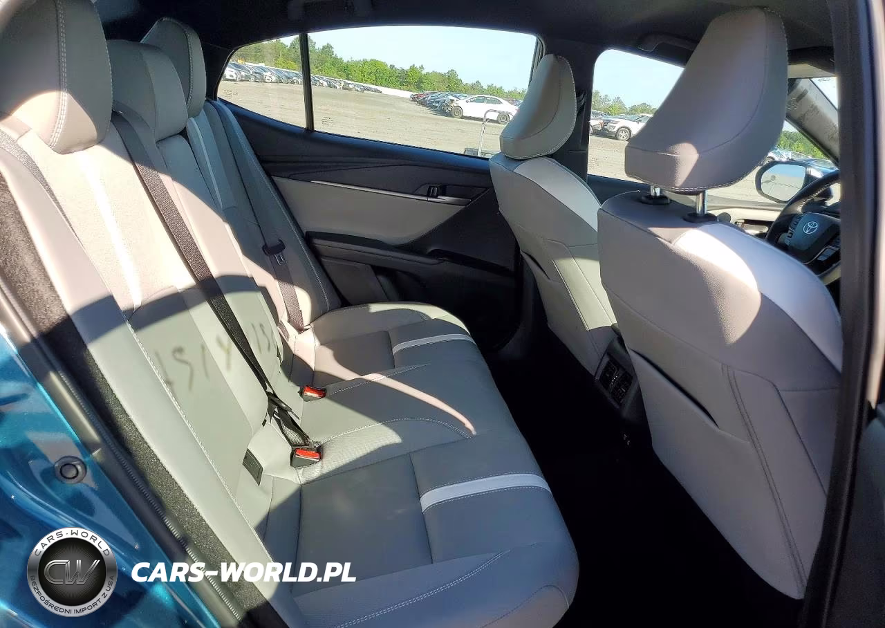 2025 Toyota Camry Se VIN:4T1DAACK1SU185796 - 10