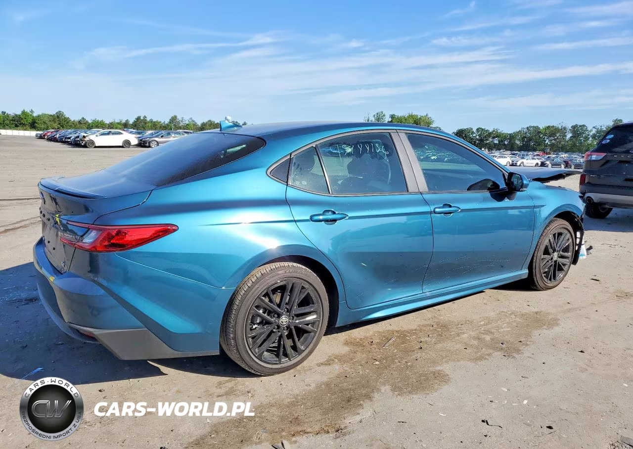2025 Toyota Camry Se VIN:4T1DAACK1SU185796 - 3