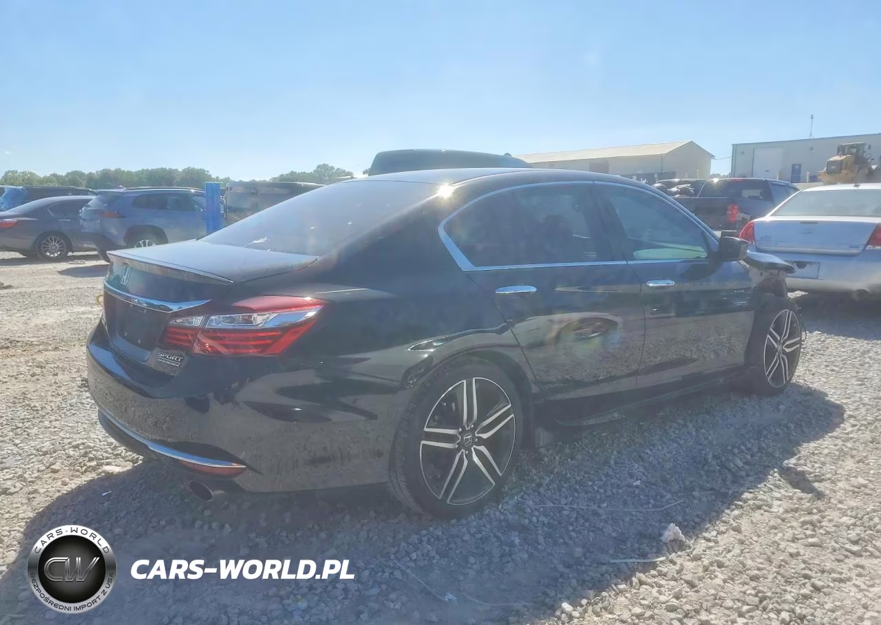 2017 Honda Accord Sport Special Edition VIN:1HGCR2F1XHA285201 - 3