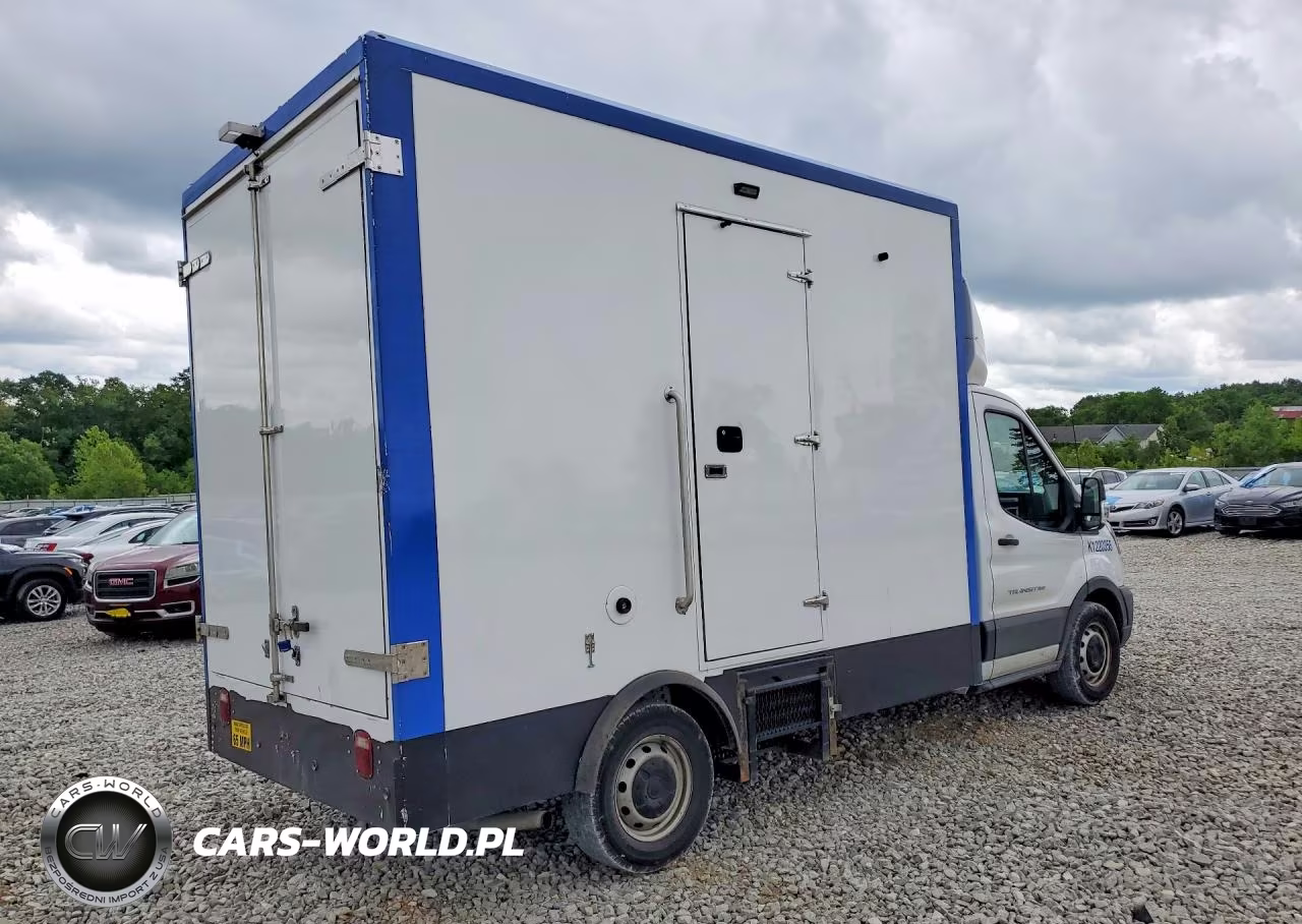 2022 Ford Transit Refrigerated Delivery Truck VIN:1FDBW5Z89NKA01426 - 3