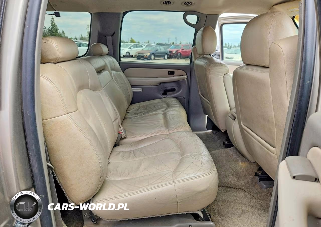 2001 Chevrolet Suburban C1500 VIN:3GNEC16T01G204645 - 11