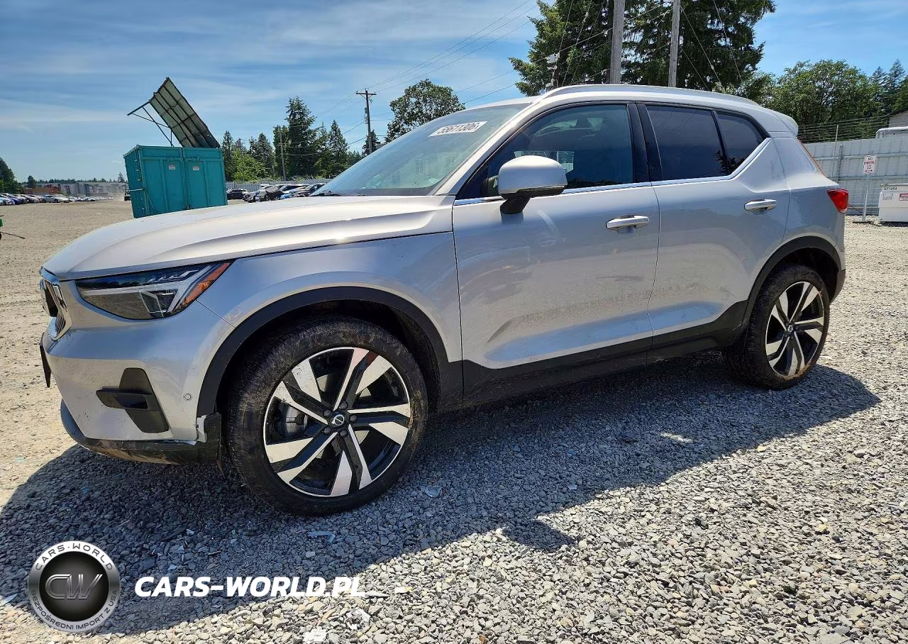 2025 Volvo Xc40 Ultra – zdjęcie 1 z 14