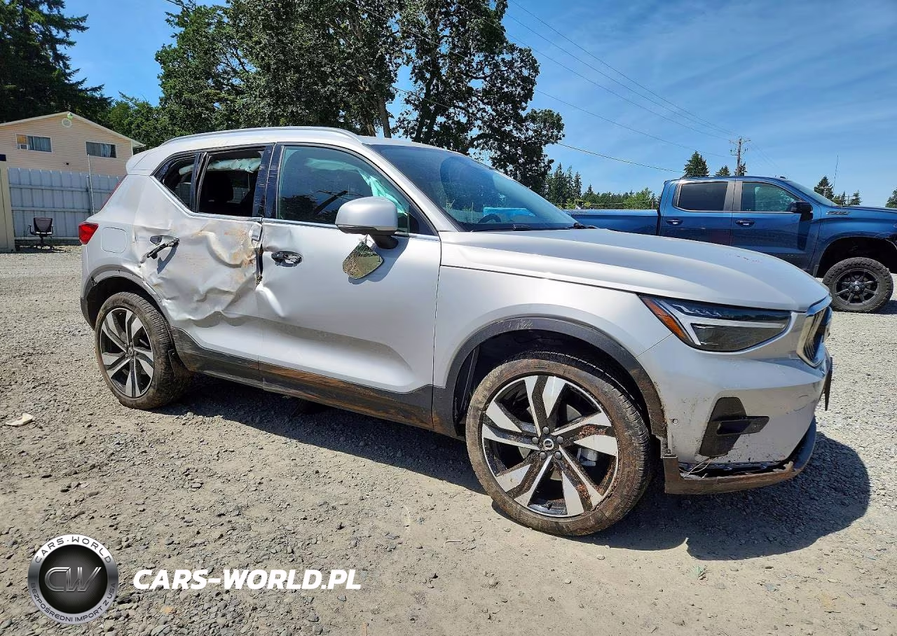 2025 Volvo Xc40 Ultra VIN:YV4L12UF5S2529565 - 4