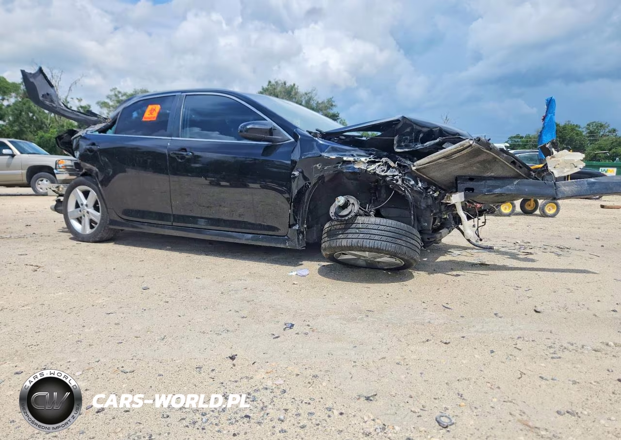2014 Toyota Camry Se VIN:4T1BF1FK1EU302138 - 4