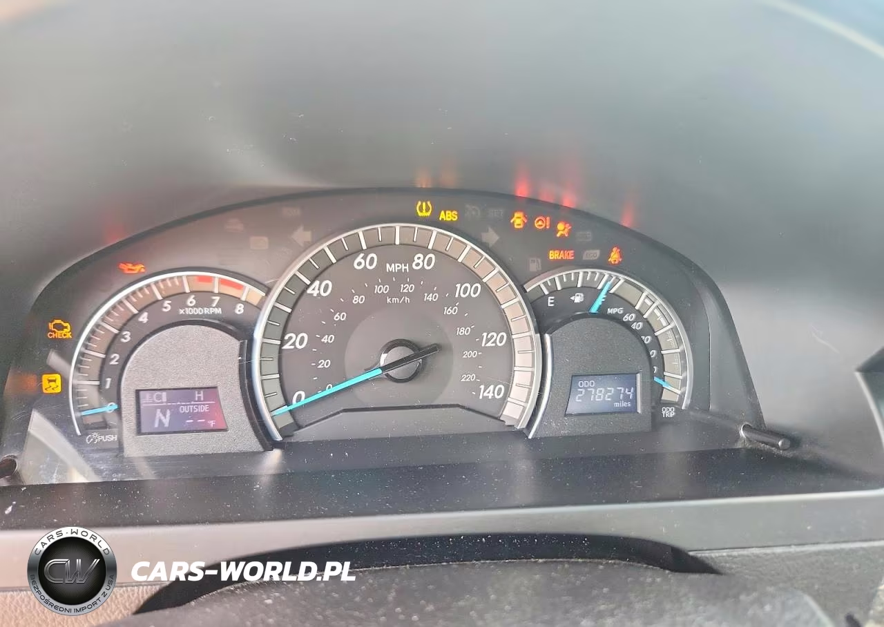 2014 Toyota Camry Se VIN:4T1BF1FK1EU302138 - 9