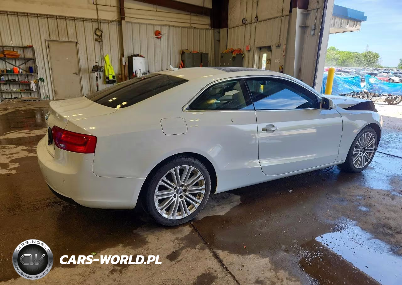 2013 Audi A5 Premium Plus VIN:WAULFAFR3DA054042 - 3