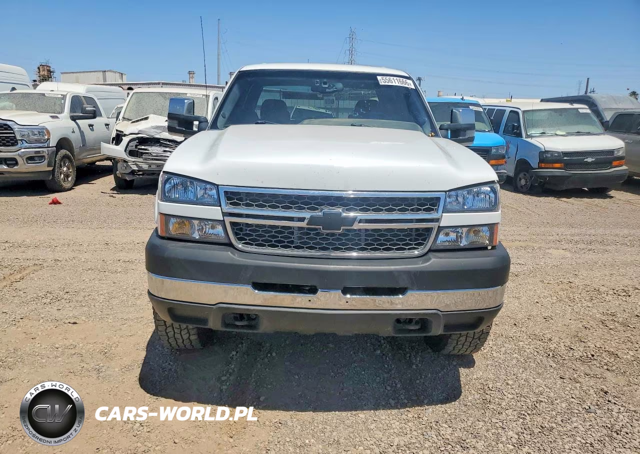 2005 Chevrolet Silverado K2500 Heavy Duty VIN:1GCHK23225F810014 - 5