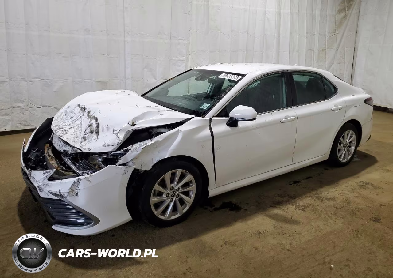 2021 Toyota Camry Le