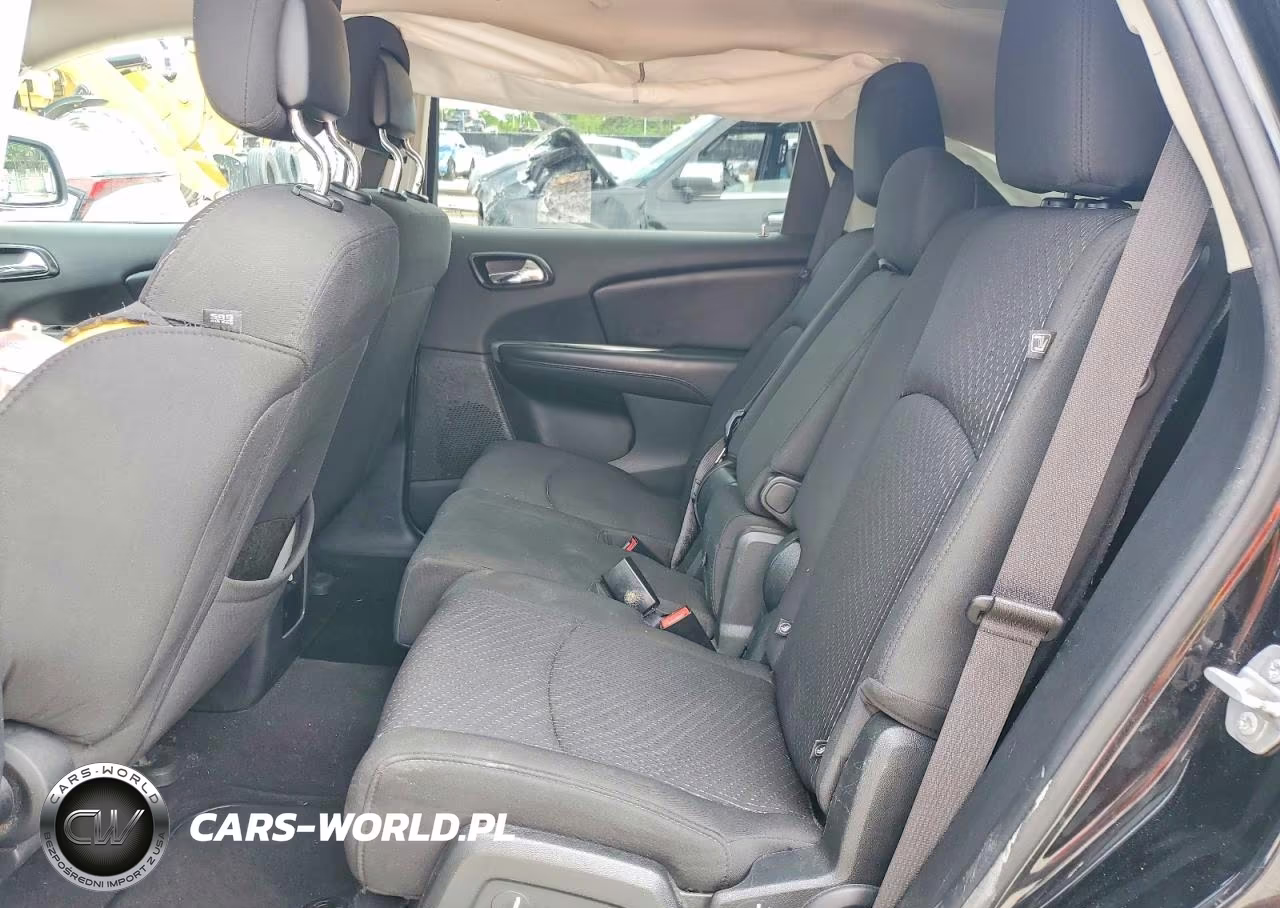 2018 Dodge Journey Se VIN:3C4PDCABXJT530632 - 11