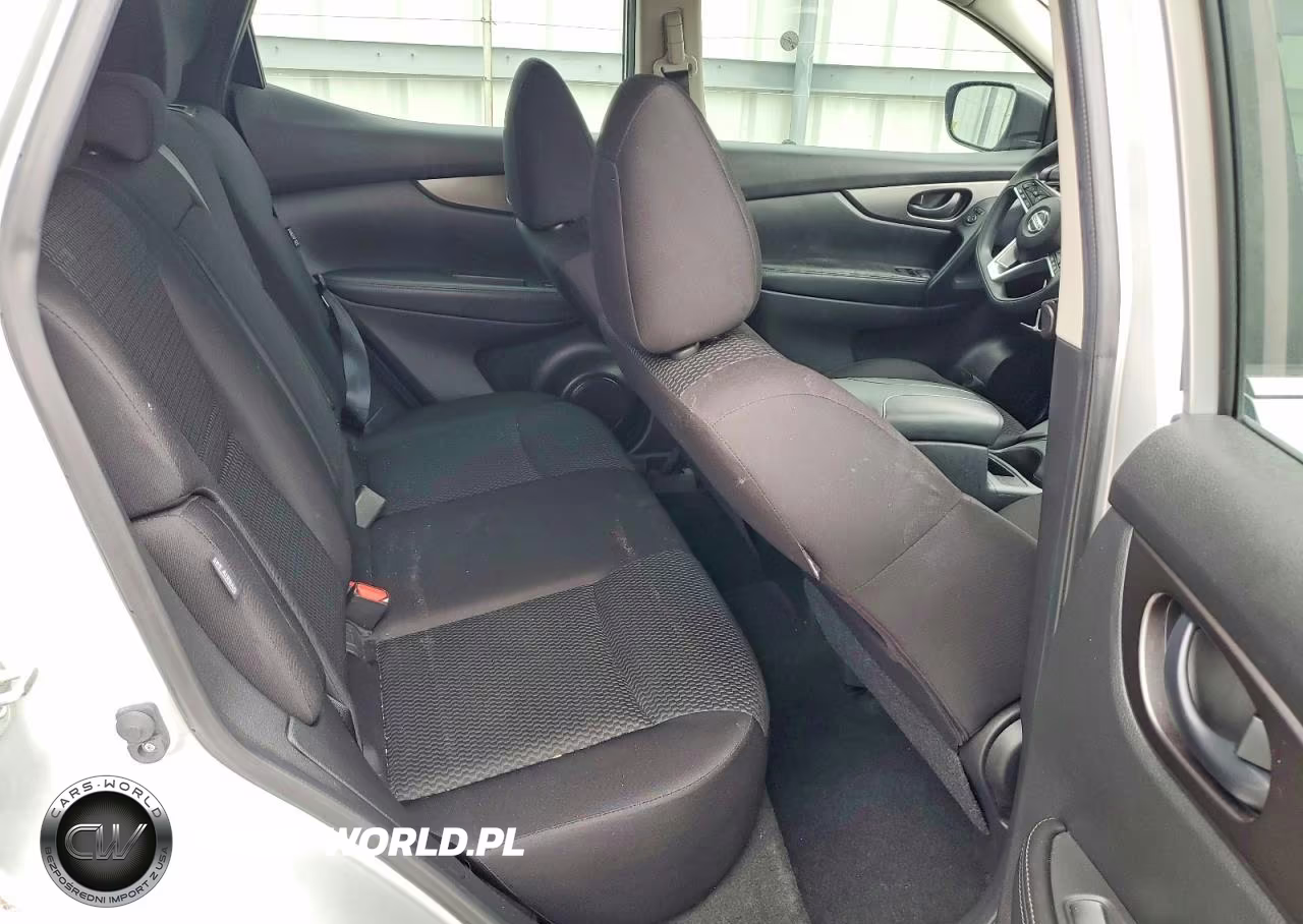 2020 Nissan Rogue Sport S VIN:JN1BJ1CV0LW550449 - 11