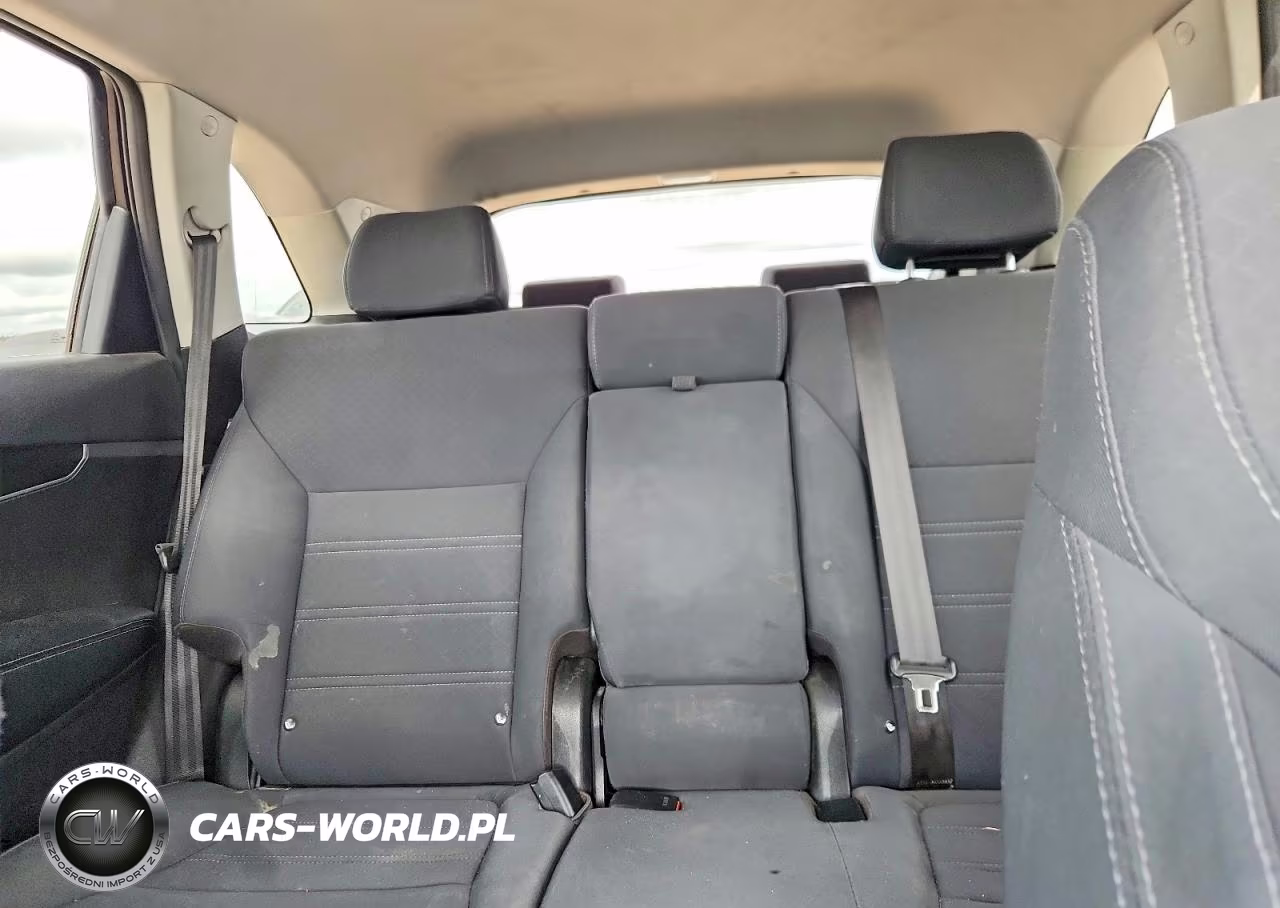 2019 Kia Sorento Lx VIN:5XYPG4A39KG463522 - 10