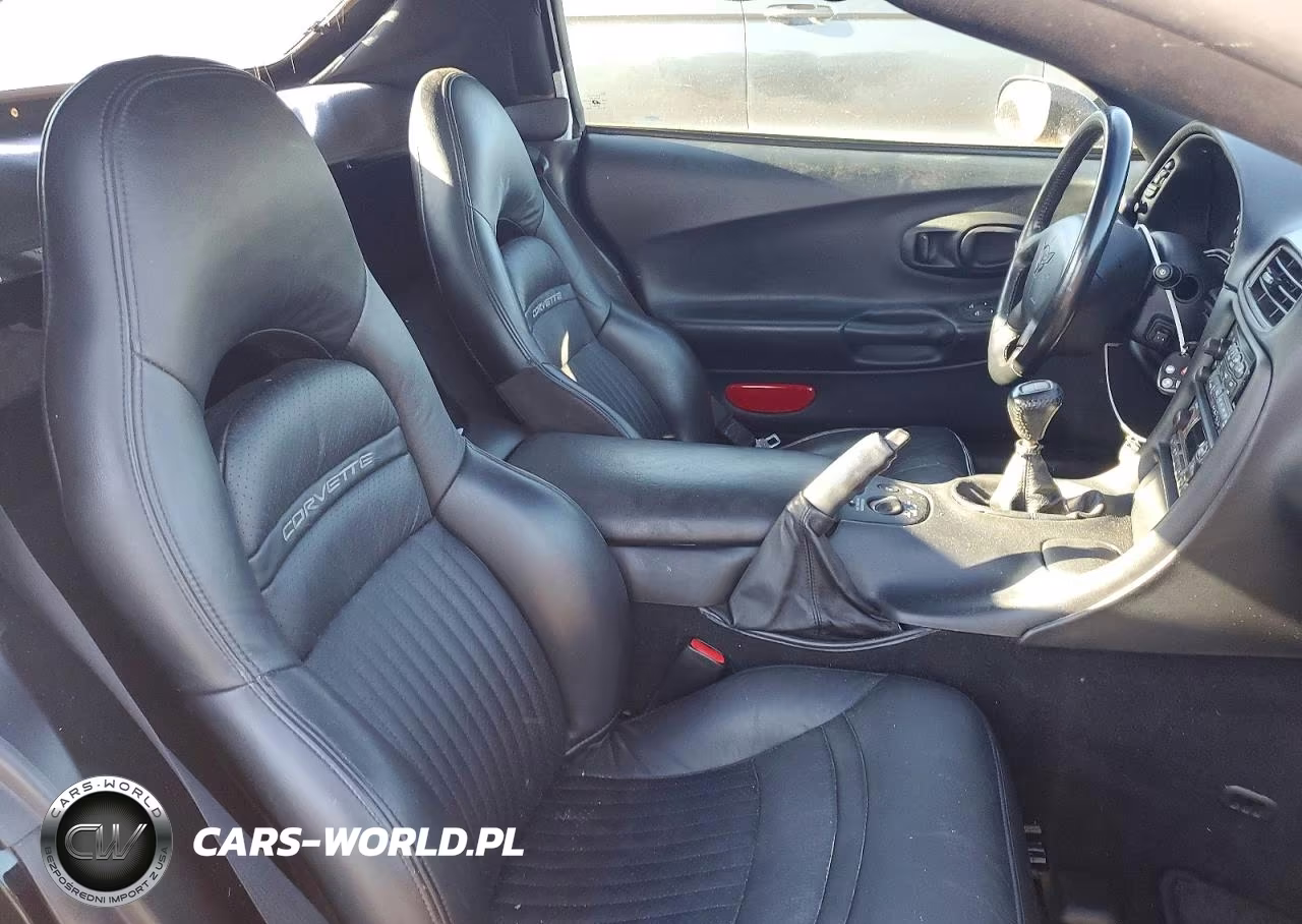 2001 Chevrolet Corvette VIN:1G1YY32G615132166 - 10