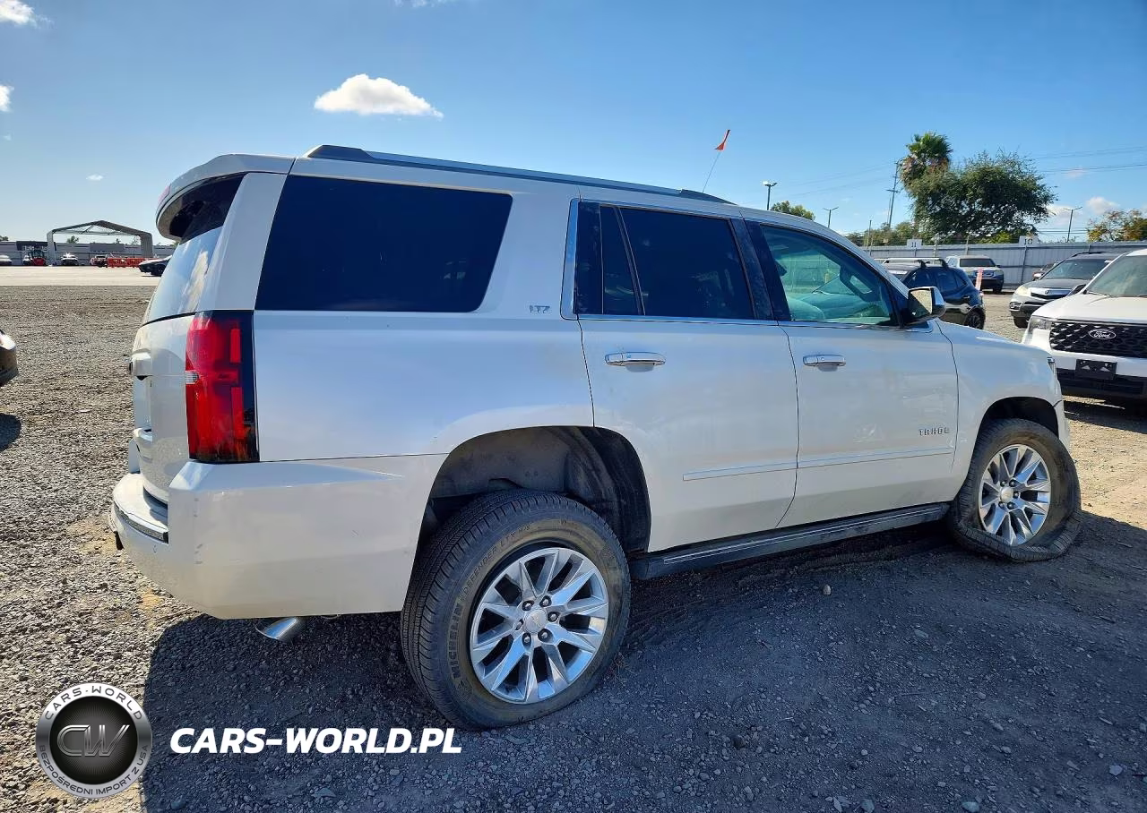 2015 Chevrolet Tahoe K1500 Ltz VIN:1GNSKCKC1FR591706 - 3