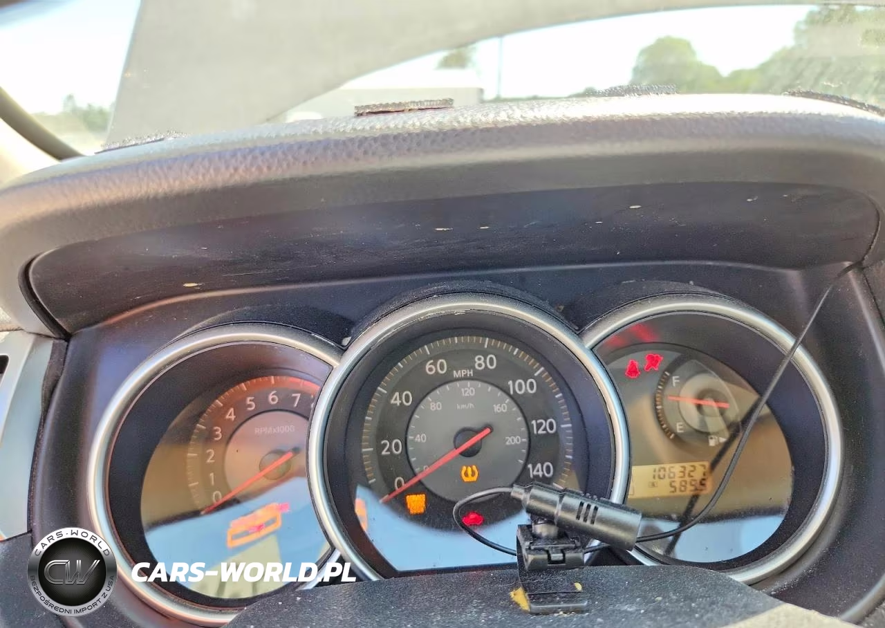 2008 Nissan Versa 1.8 S VIN:3N1BC11E88L351661 - 9