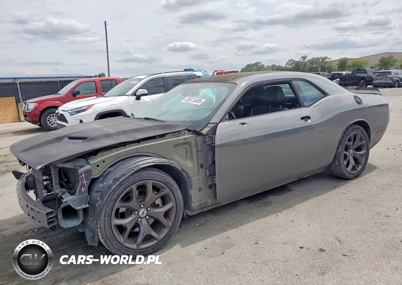 2018 Dodge Challenger Sxt