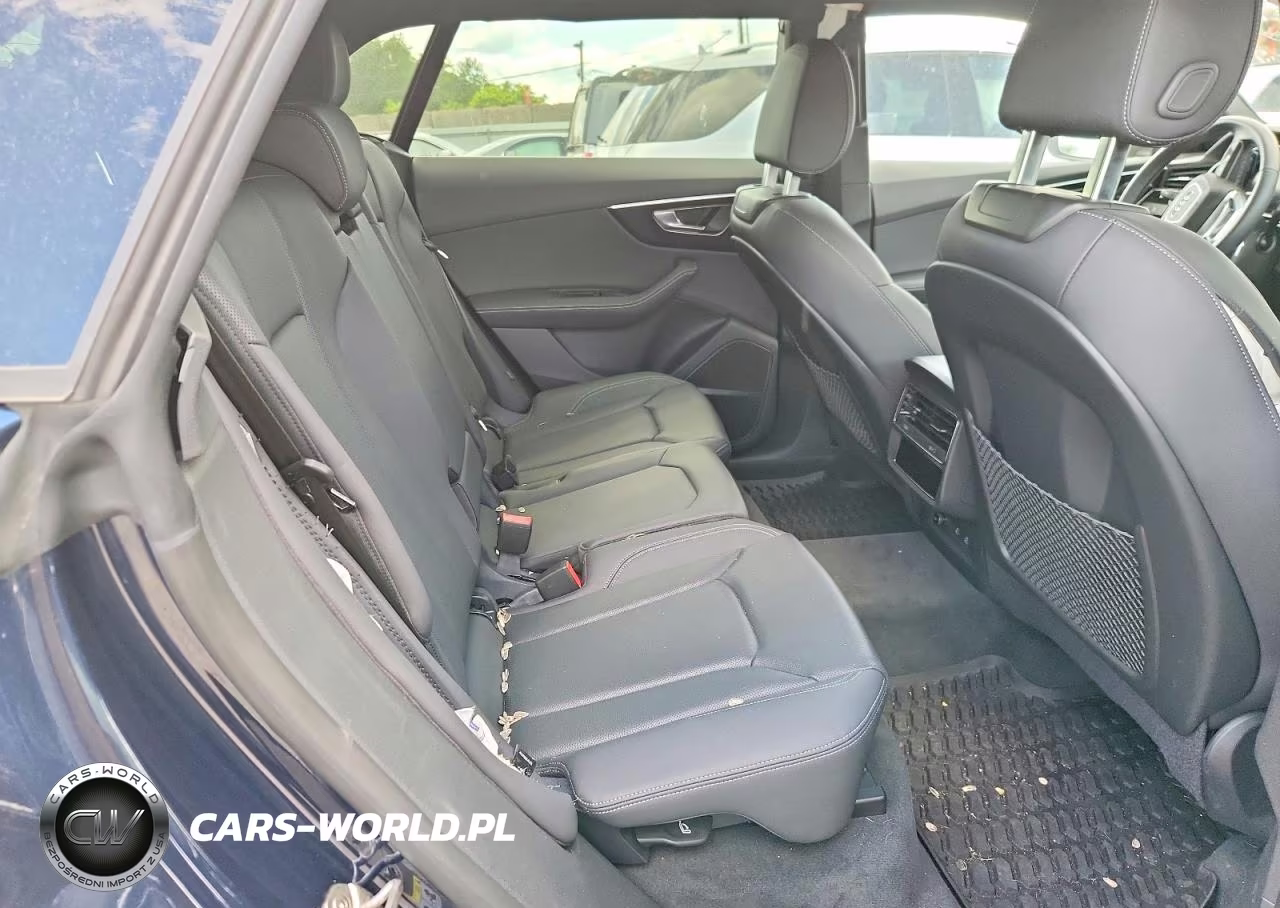 2025 Audi Q8 Premium Plus VIN:WA1BVBF1XSD034426 - 11
